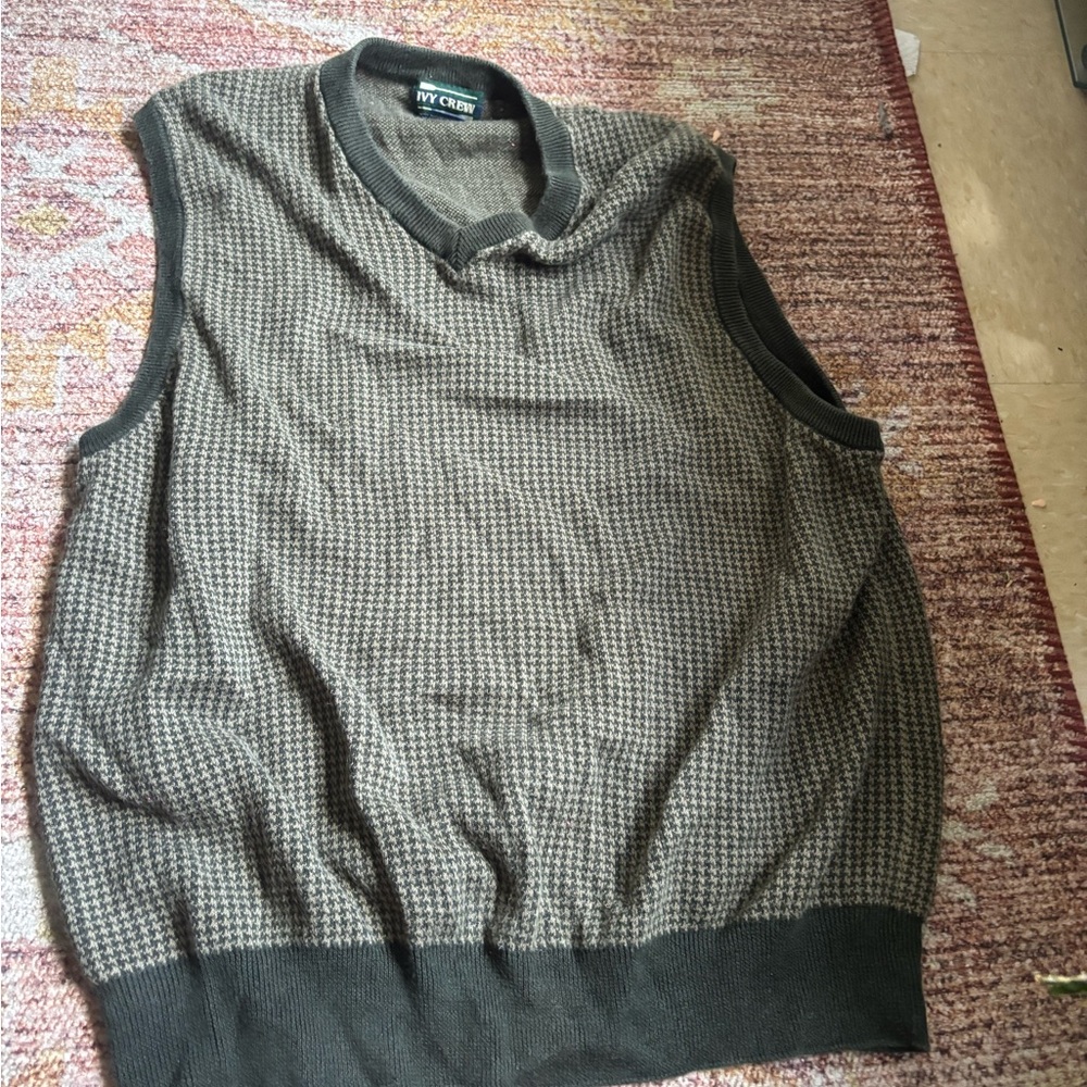 Ivy Crew Houndstooth Sweater Vest